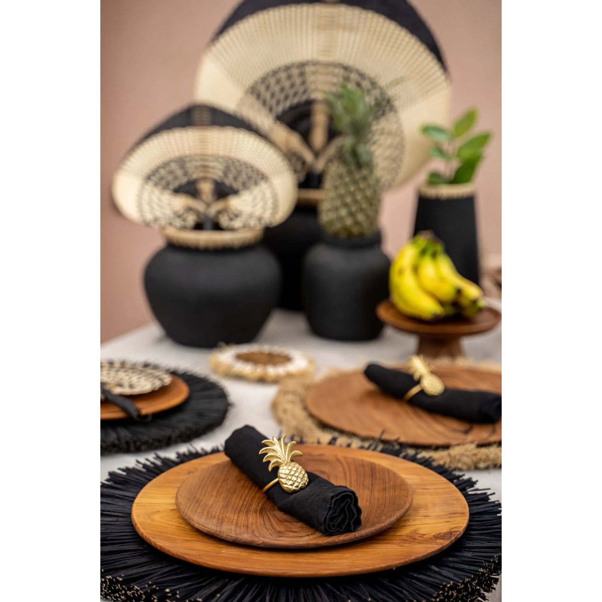 The Teak Root Round Plate - 35x35 cm