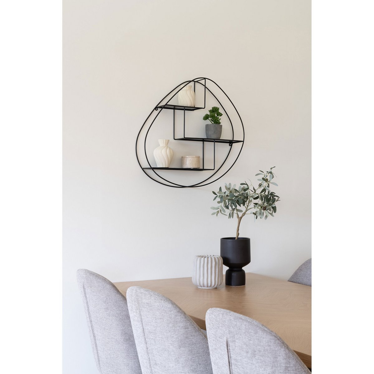 Keramische Vazen Set van 2 – Wit met Organisch Reliëf