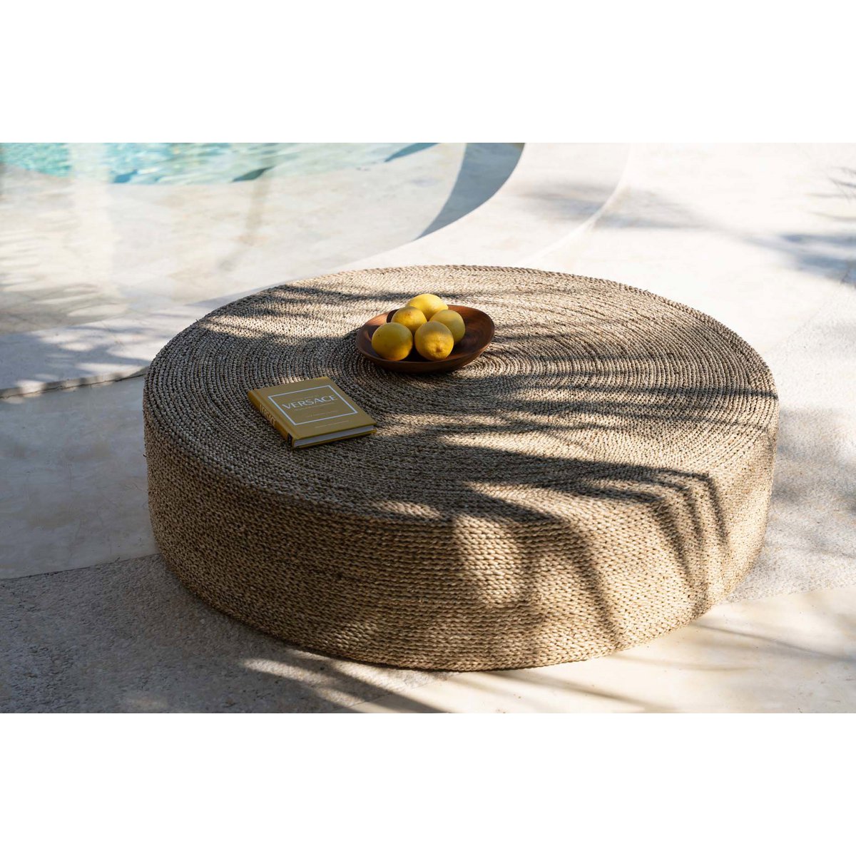 Grote poef van zeegras